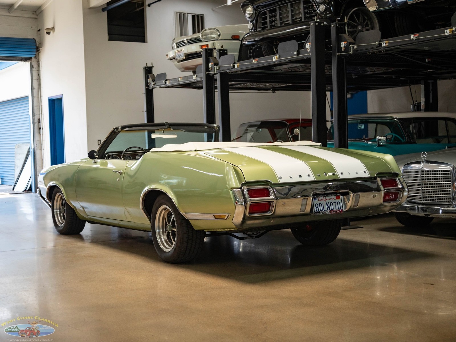 Oldsmobile-Cutlass-1971-2-Door-Convertible-21
