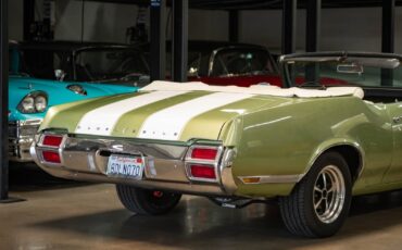 Oldsmobile-Cutlass-1971-2-Door-Convertible-25