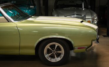 Oldsmobile-Cutlass-1971-2-Door-Convertible-3