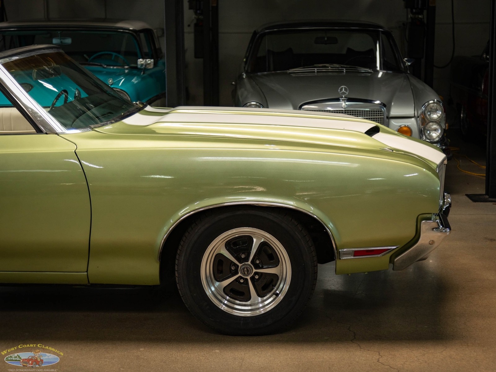 Oldsmobile-Cutlass-1971-2-Door-Convertible-3