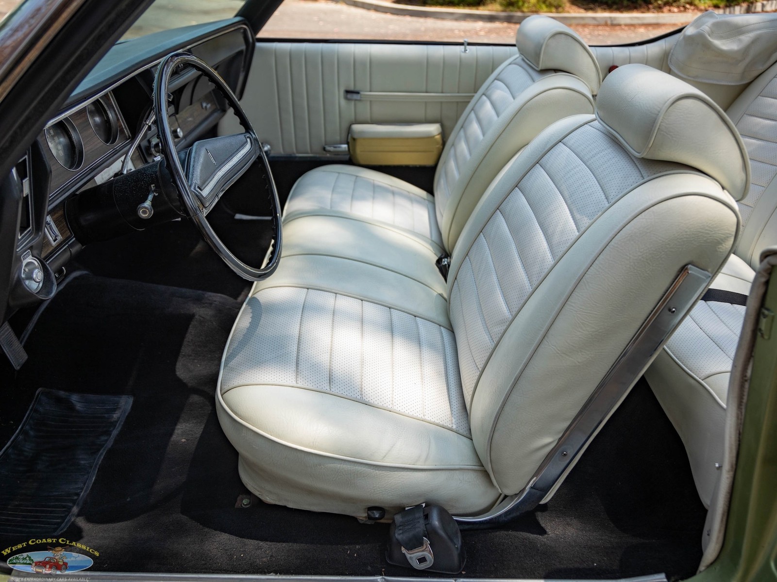 Oldsmobile-Cutlass-1971-2-Door-Convertible-30