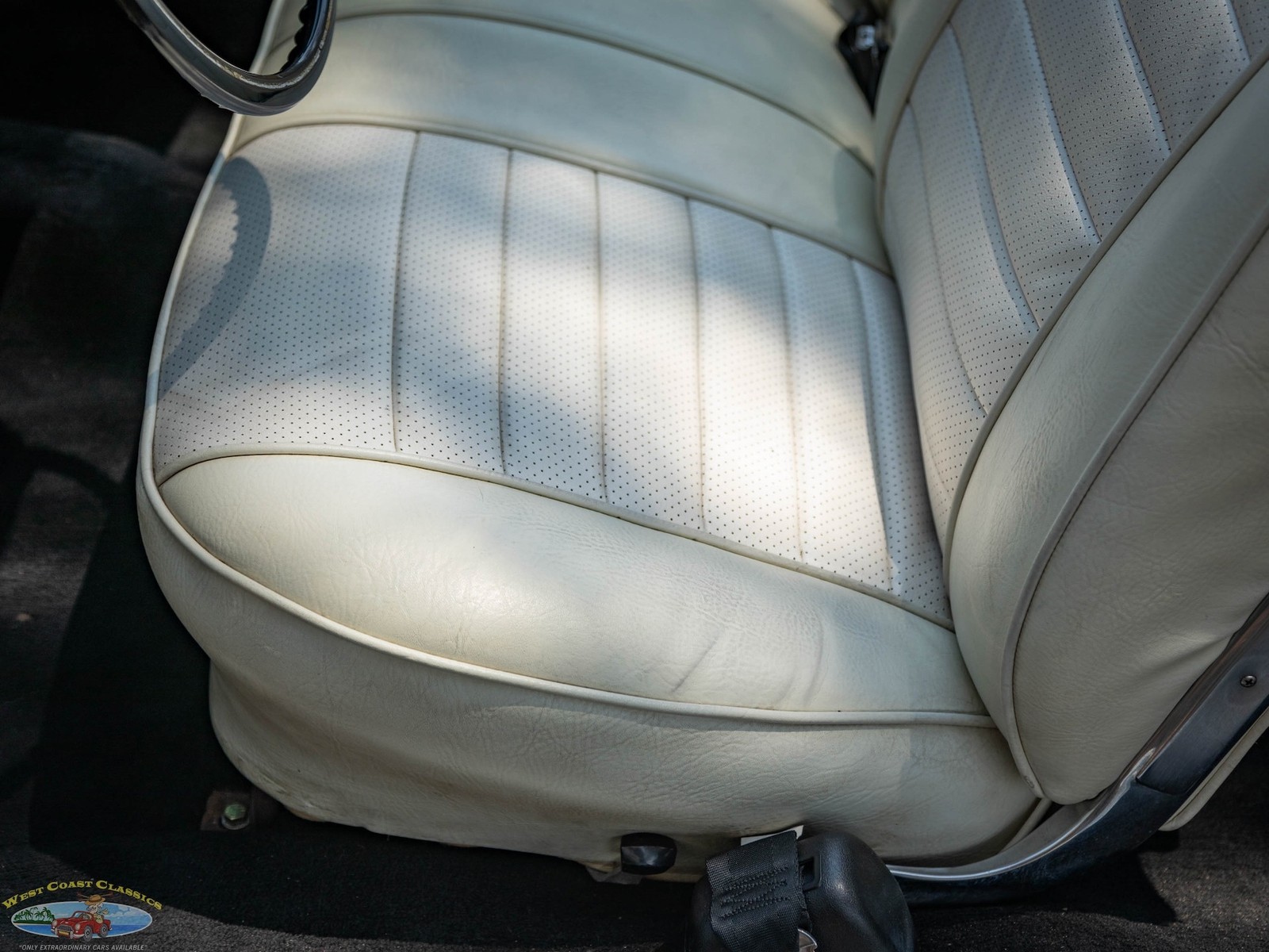 Oldsmobile-Cutlass-1971-2-Door-Convertible-31