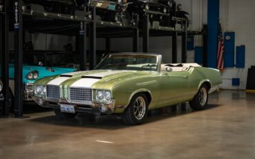 Oldsmobile-Cutlass-1971-2-Door-Convertible