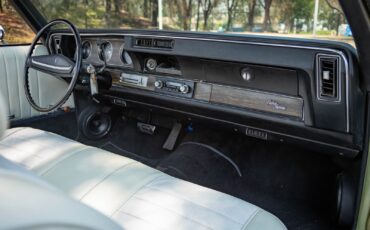 Oldsmobile-Cutlass-1971-2-Door-Convertible-39