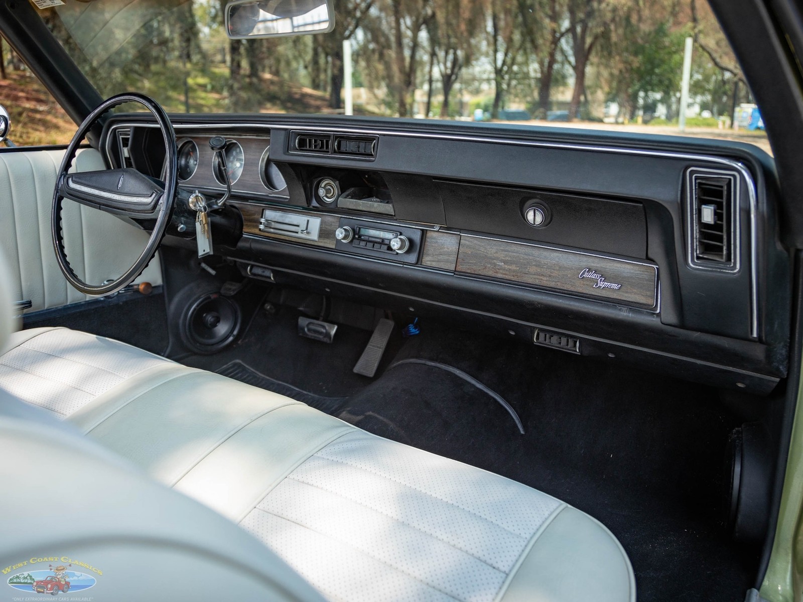Oldsmobile-Cutlass-1971-2-Door-Convertible-39