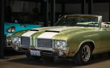 Oldsmobile-Cutlass-1971-2-Door-Convertible-8