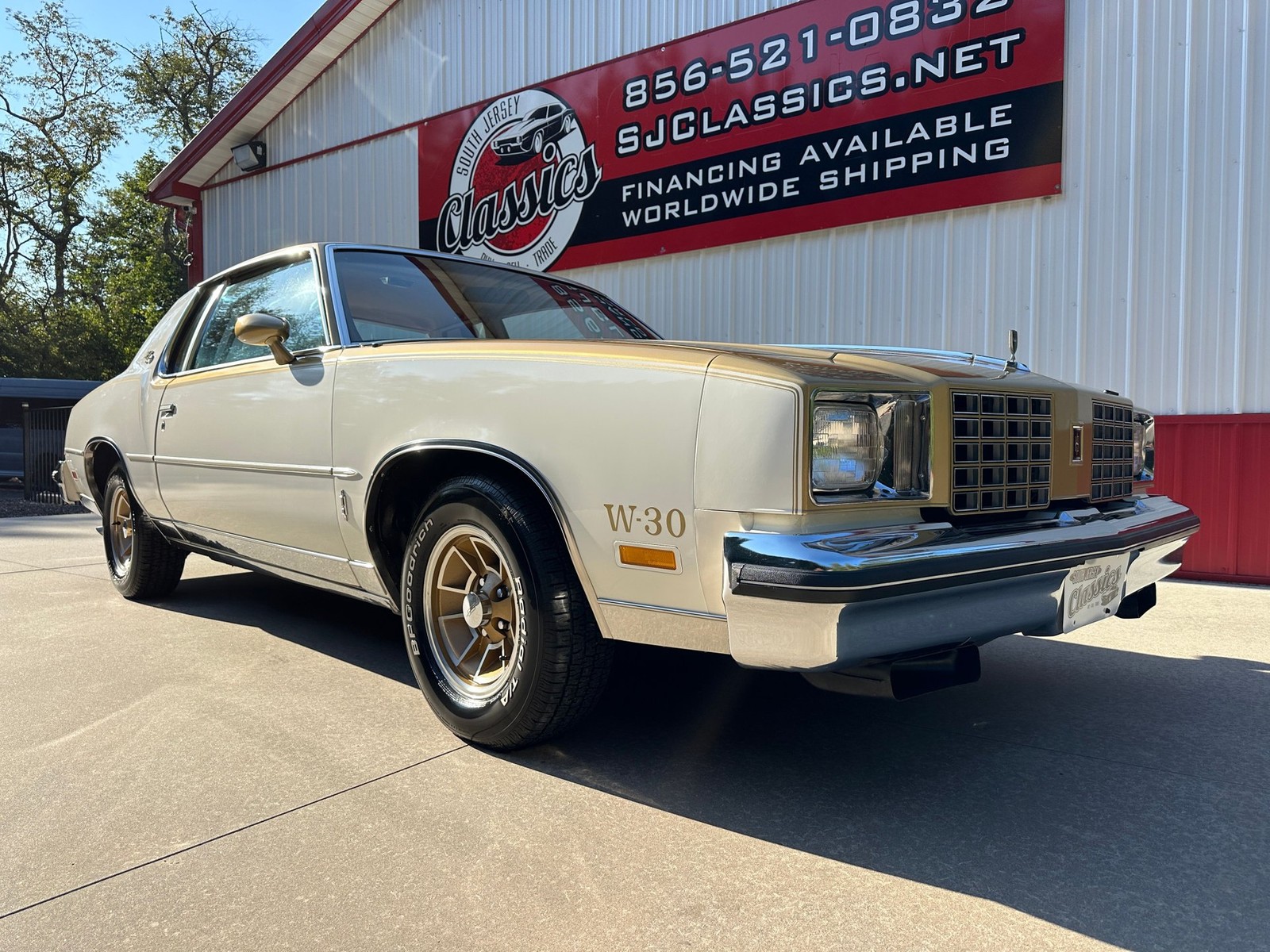 Oldsmobile-Cutlass-1979-Coupe-1