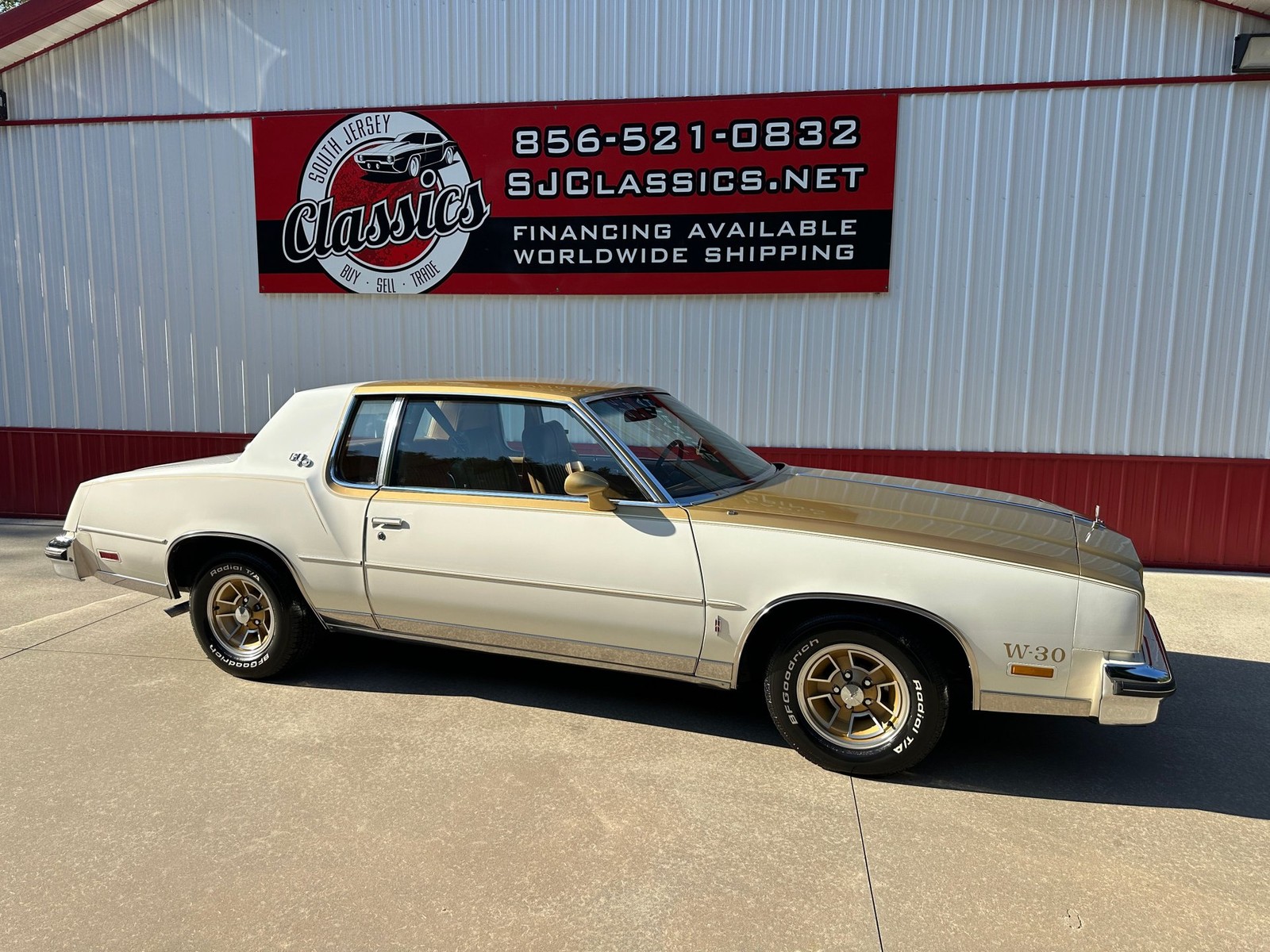Oldsmobile-Cutlass-1979-Coupe-11
