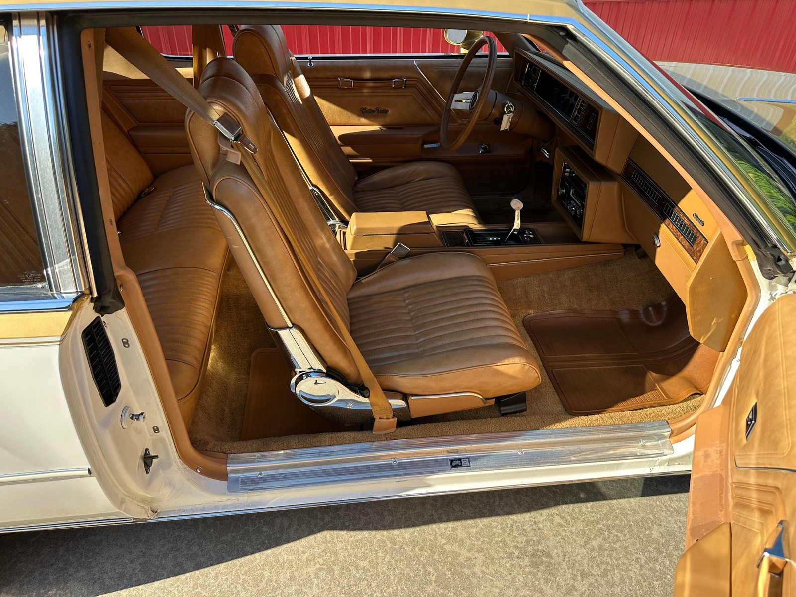 Oldsmobile-Cutlass-1979-Coupe-13