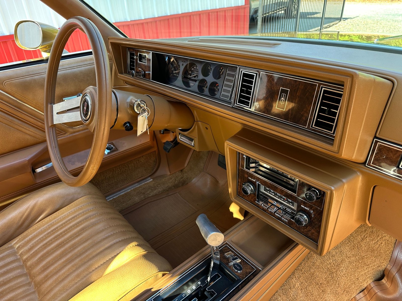 Oldsmobile-Cutlass-1979-Coupe-16