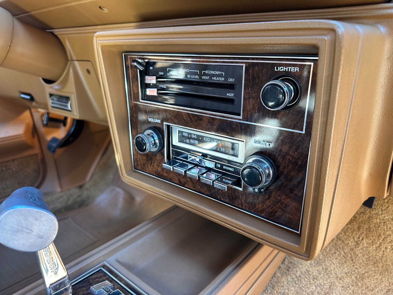 Oldsmobile-Cutlass-1979-Coupe-20