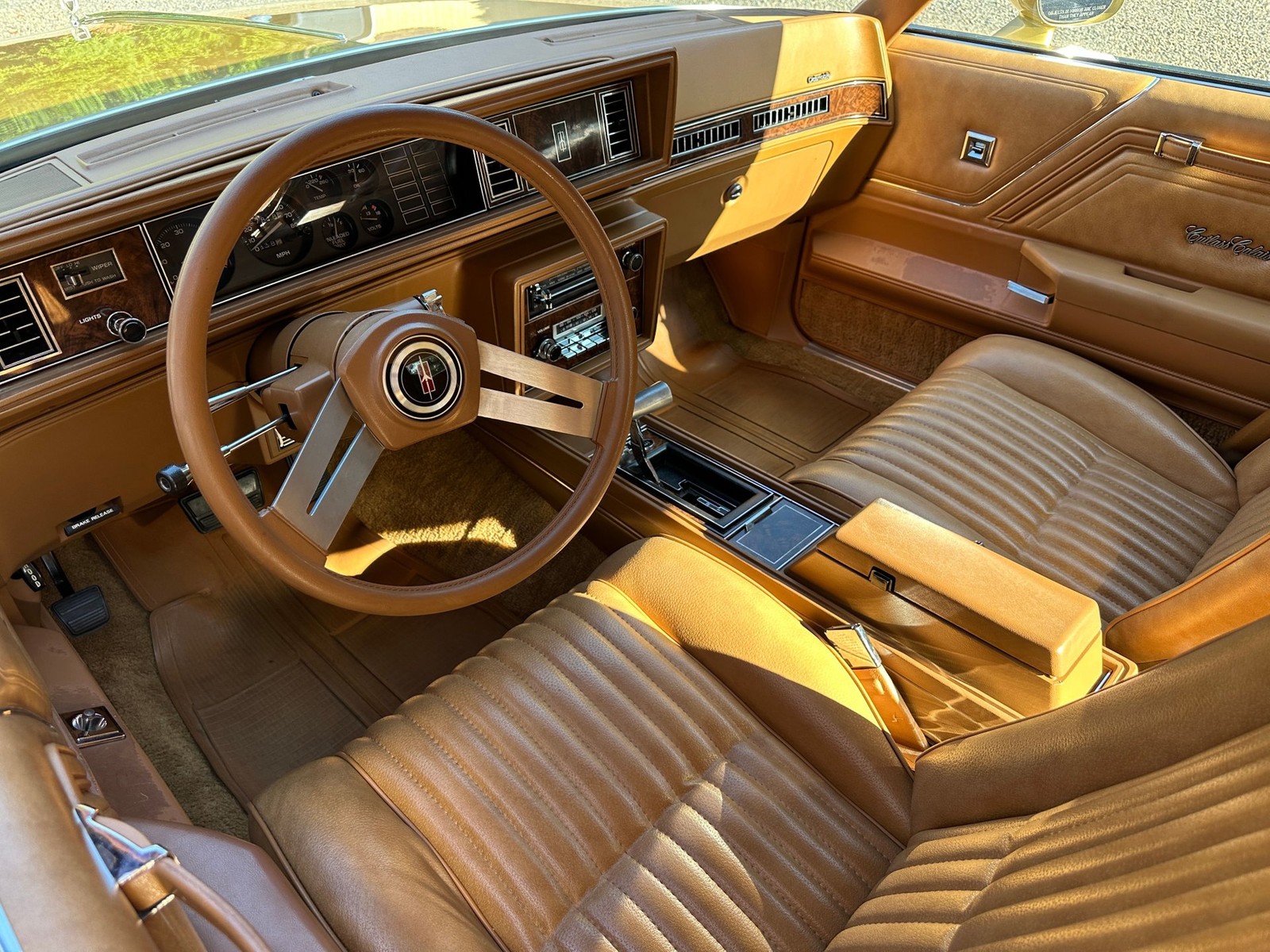 Oldsmobile-Cutlass-1979-Coupe-5