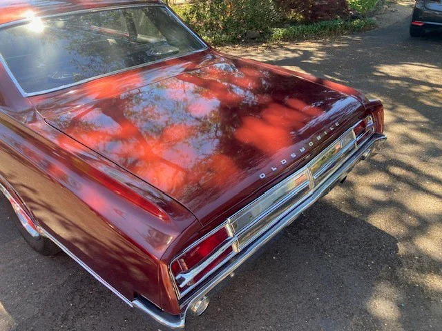 Oldsmobile-Cutlass-calais-coupe-1965-Burgundy-Black-2