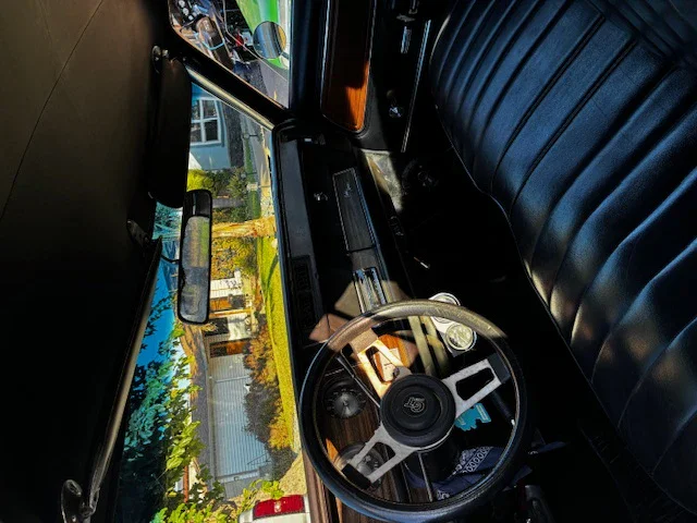Oldsmobile-Cutlass-cruiser-1972-Blue-Black-5