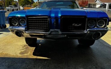 Oldsmobile-Cutlass-cruiser-1972-Blue-Black-7