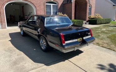 Oldsmobile-Cutlass-supreme-442-coupe-1987-Black-Gray-25