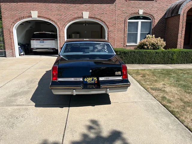 Oldsmobile-Cutlass-supreme-442-coupe-1987-Black-Gray-26