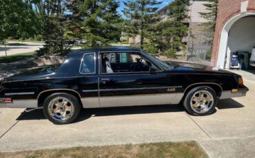 Oldsmobile-Cutlass-supreme-442-coupe-1987-Black-Gray-29