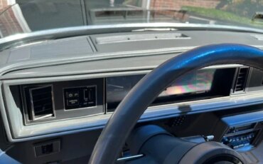 Oldsmobile-Cutlass-supreme-442-coupe-1987-Black-Gray-33