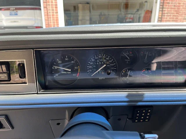Oldsmobile-Cutlass-supreme-442-coupe-1987-Black-Gray-40
