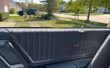 Oldsmobile-Cutlass-supreme-442-coupe-1987-Black-Gray-42