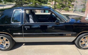 Oldsmobile-Cutlass-supreme-442-coupe-1987-Black-Gray-8