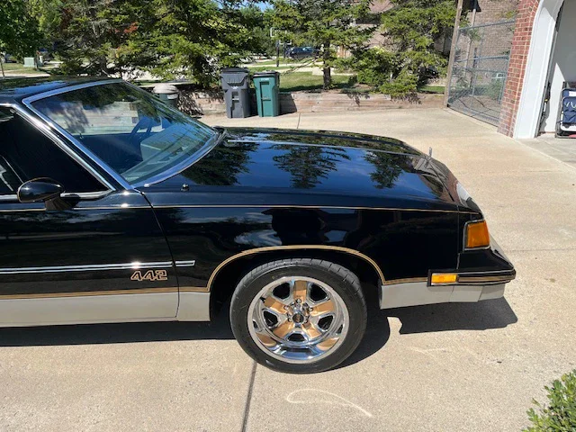 Oldsmobile-Cutlass-supreme-442-coupe-1987-Black-Gray-9