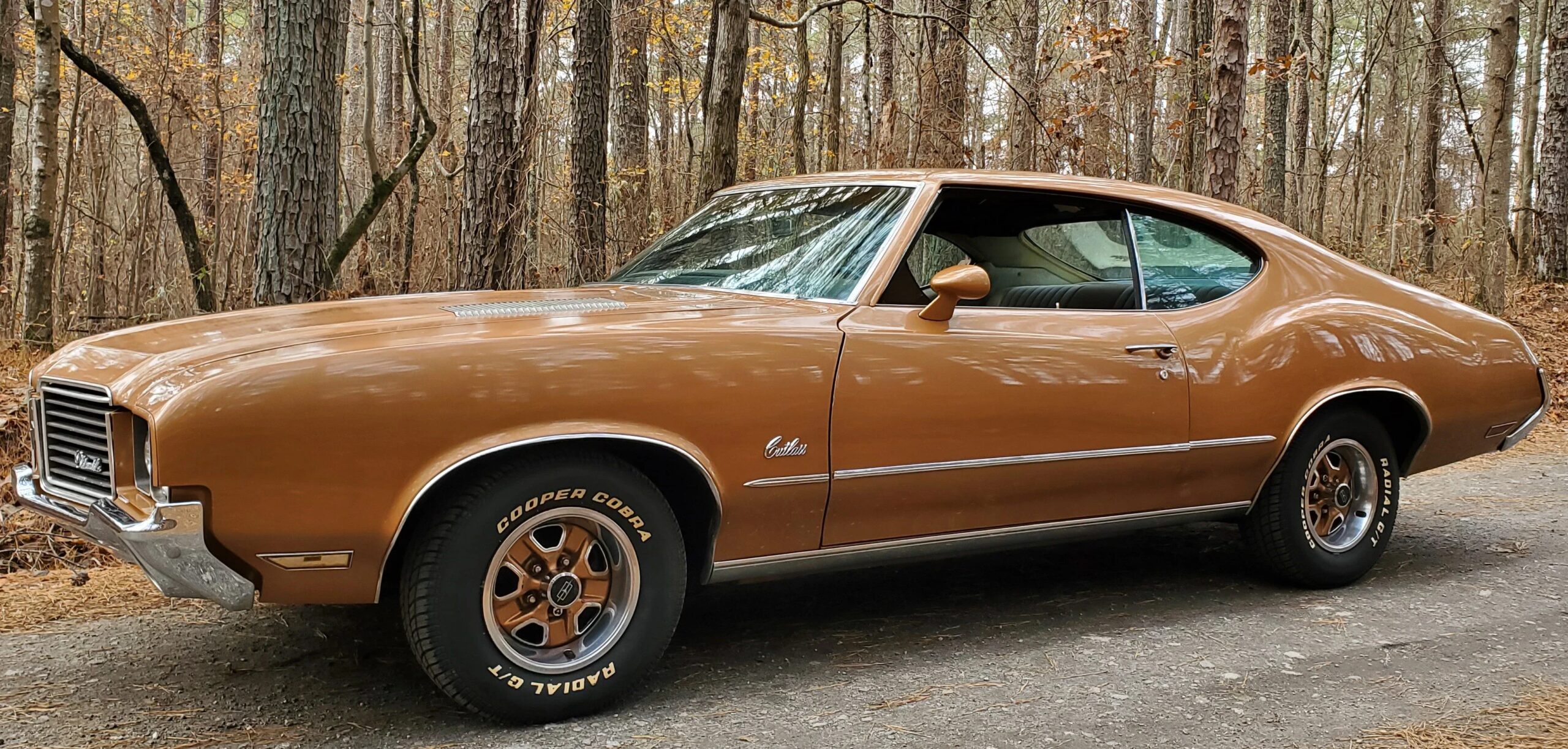 Oldsmobile-Cutlass-supreme-coupe-1972-Brown-Tan-20