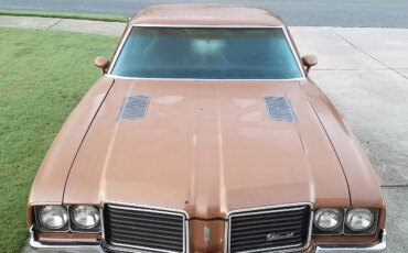 Oldsmobile-Cutlass-supreme-coupe-1972-Brown-Tan-54