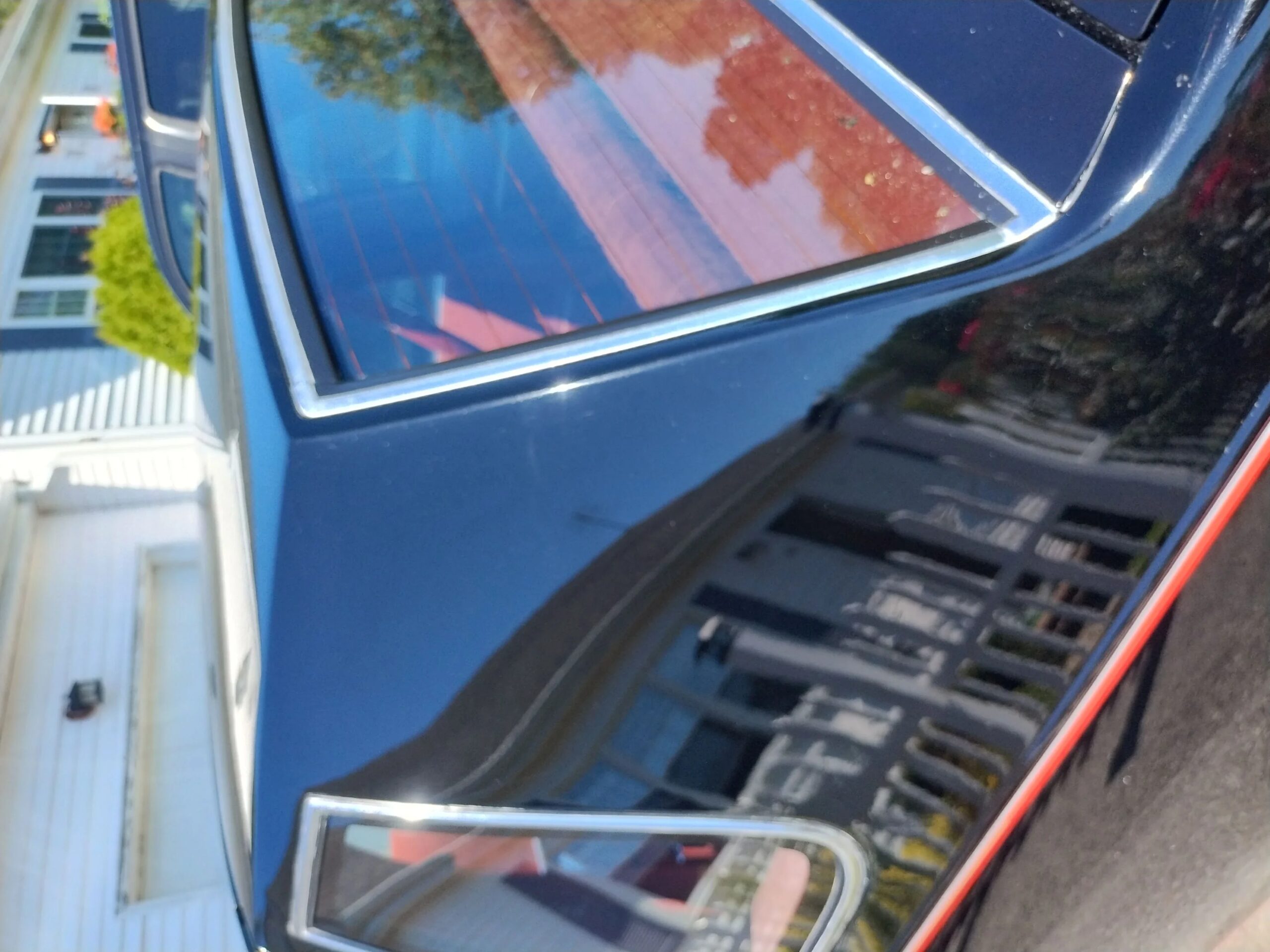 Oldsmobile-Cutlass-supreme-hurstolds-coupe-1983-Black-Red-12