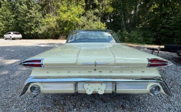 Oldsmobile-Dynamic-1960-Sedan-5