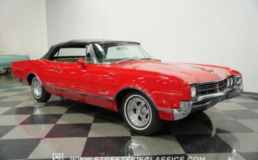 Oldsmobile-Dynamic-88-1966-Red-White-16