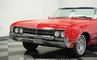 Oldsmobile-Dynamic-88-1966-Red-White-18