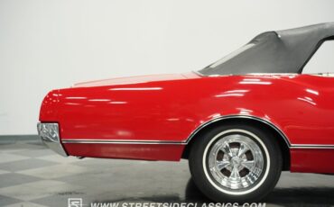Oldsmobile-Dynamic-88-1966-Red-White-28
