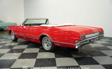Oldsmobile-Dynamic-88-1966-Red-White-9