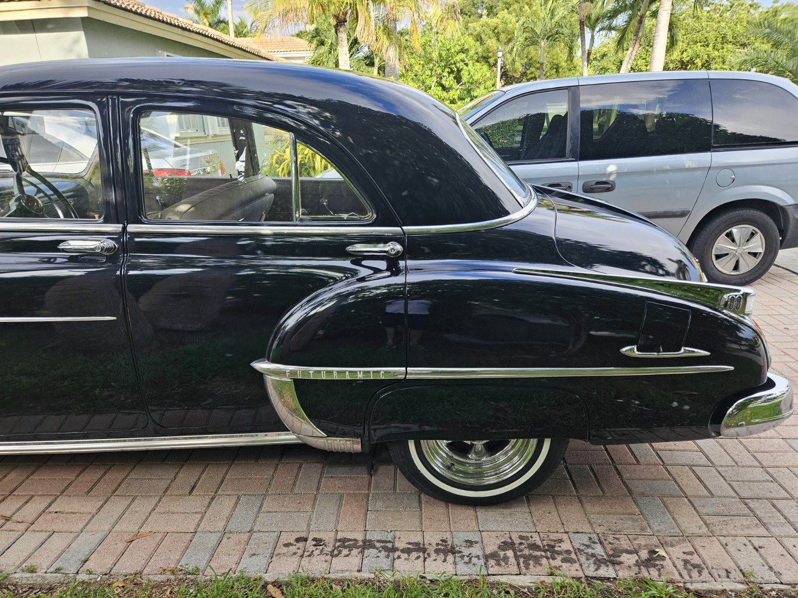 Oldsmobile-Eighty-Eight-1950-Sedan-18