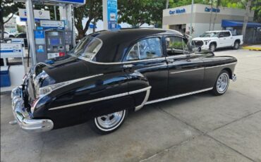 Oldsmobile-Eighty-Eight-1950-Sedan