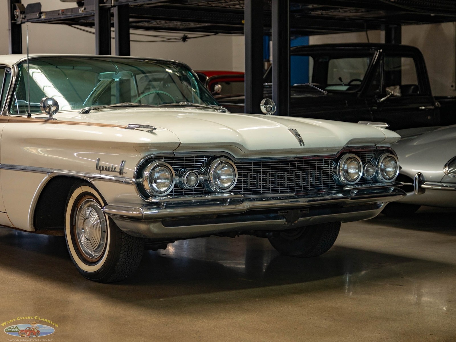 Oldsmobile-Eighty-Eight-1959-2-Door-Hardtop-12