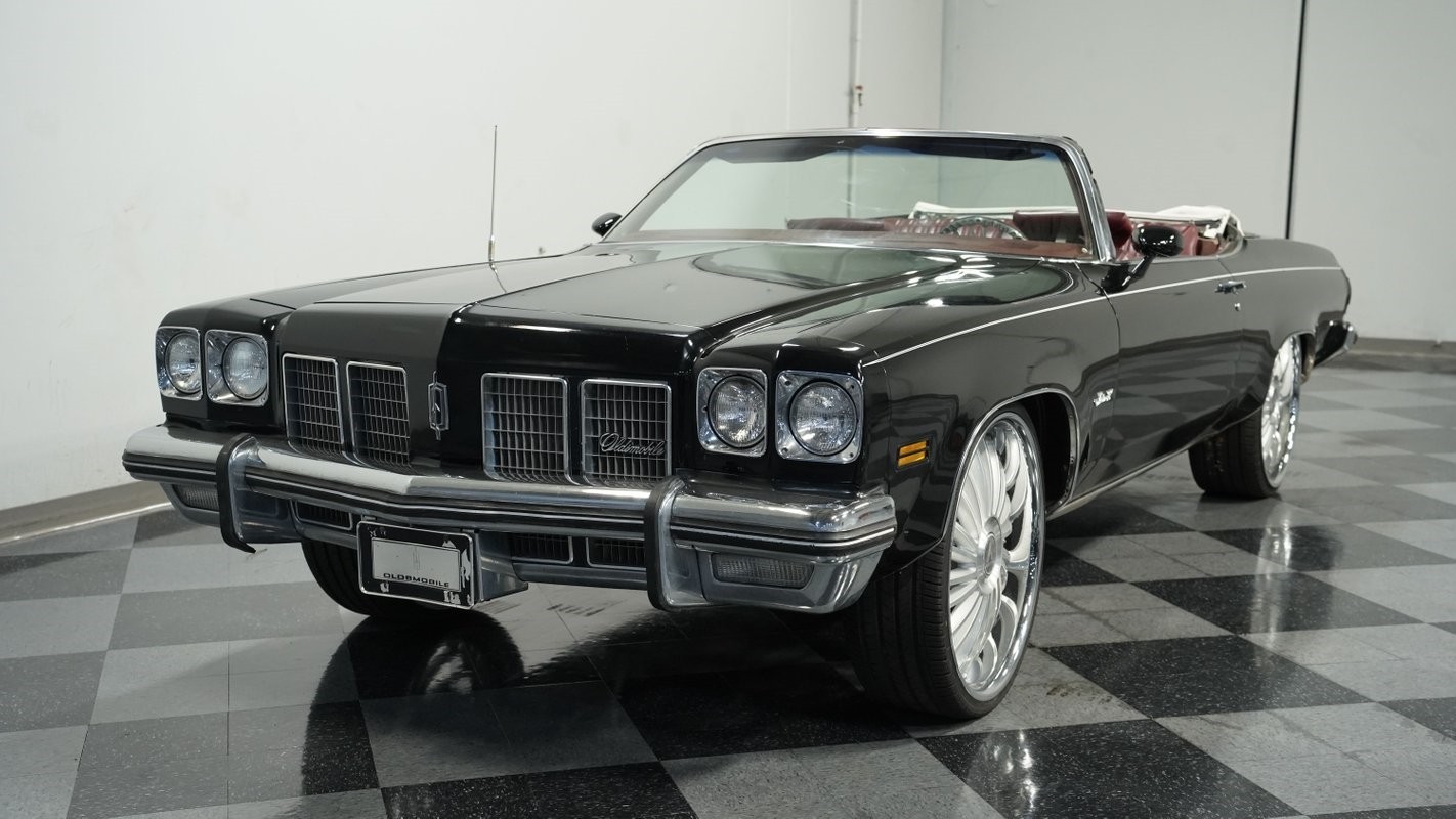 Oldsmobile-Eighty-Eight-1975-Convertible-16