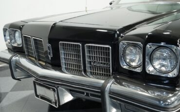 Oldsmobile-Eighty-Eight-1975-Convertible-17