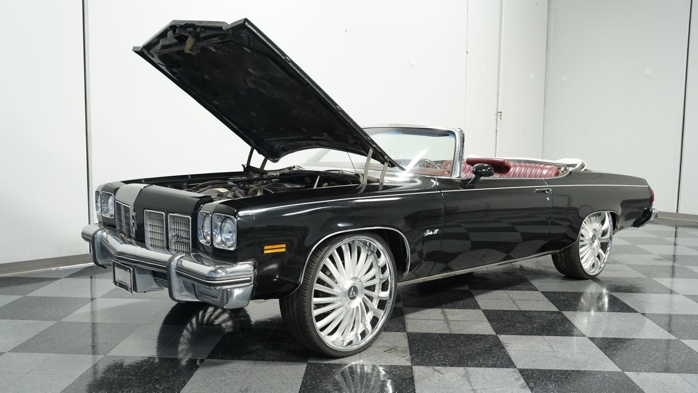 Oldsmobile-Eighty-Eight-1975-Convertible-25