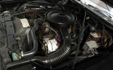 Oldsmobile-Eighty-Eight-1975-Convertible-26
