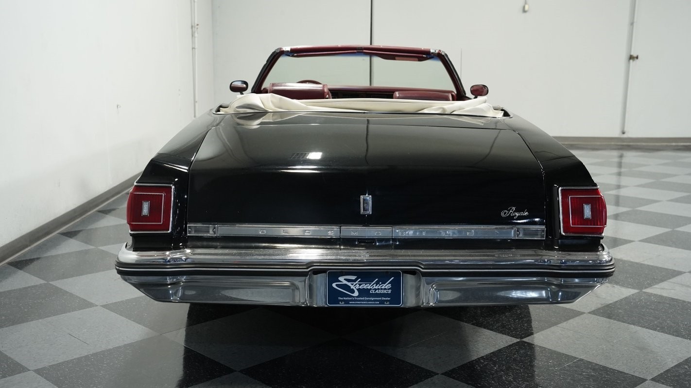 Oldsmobile-Eighty-Eight-1975-Convertible-9