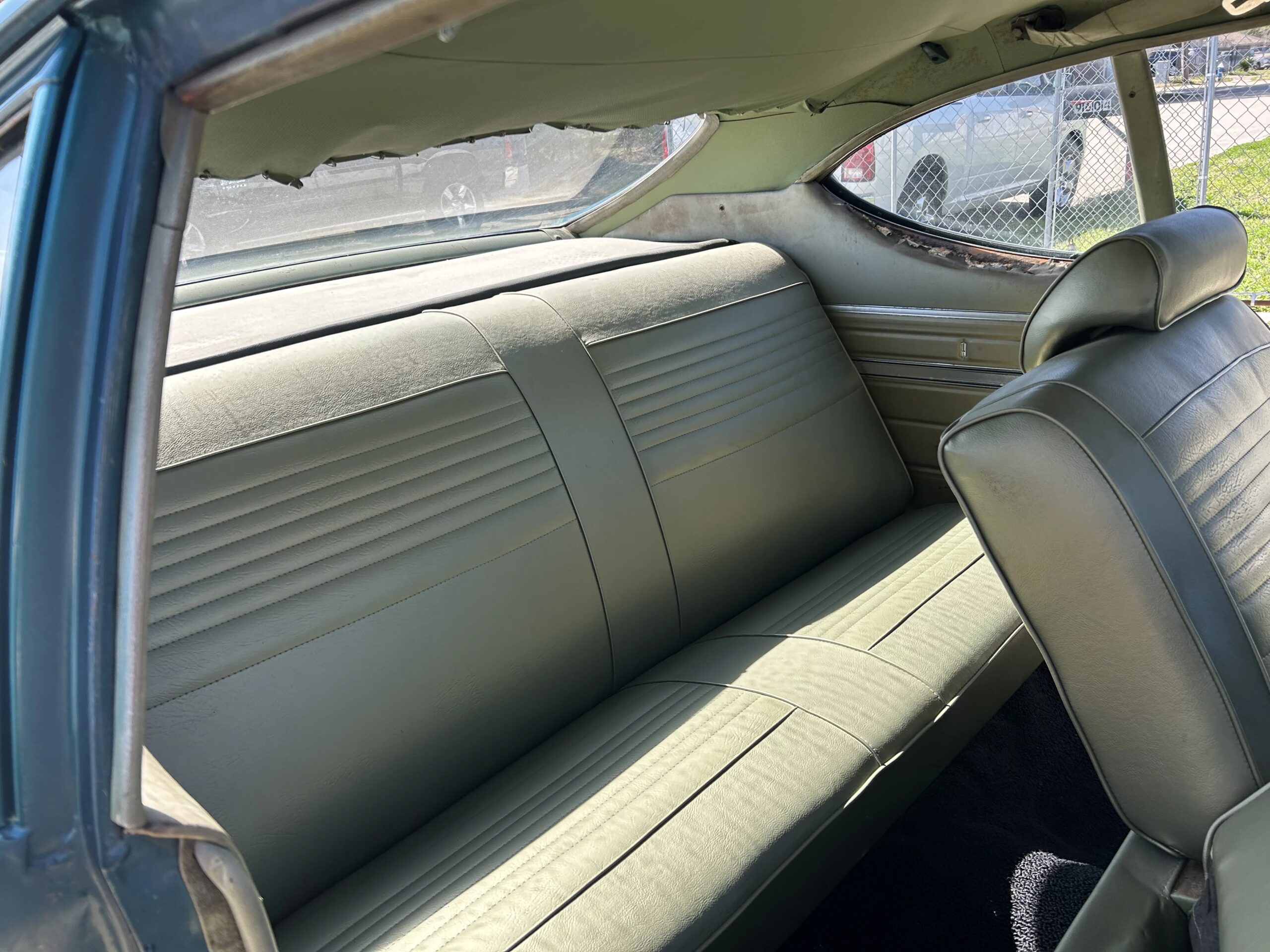 Oldsmobile-F-85-1969-Turquoise-Gold-13