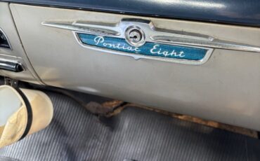 Oldsmobile-Ninety-Eight-1952-Sedan-5