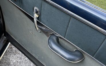Oldsmobile-Ninety-Eight-1952-Sedan-6
