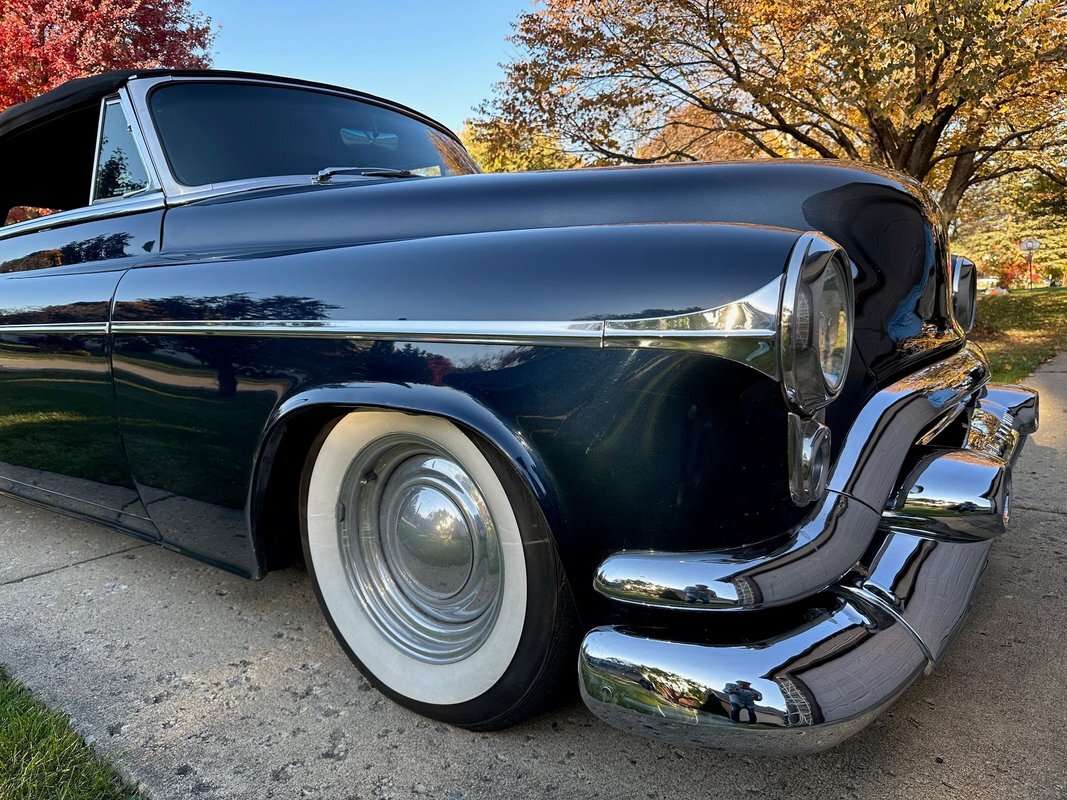 Oldsmobile-Ninety-Eight-1953-10