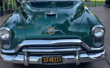 Oldsmobile-Ninety-eight-touring-sedan-1951-Green-Green-2