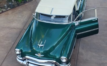 Oldsmobile-Ninety-eight-touring-sedan-1951-Green-Green-21