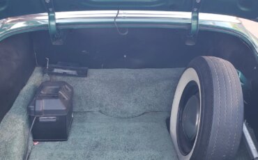 Oldsmobile-Ninety-eight-touring-sedan-1951-Green-Green-24